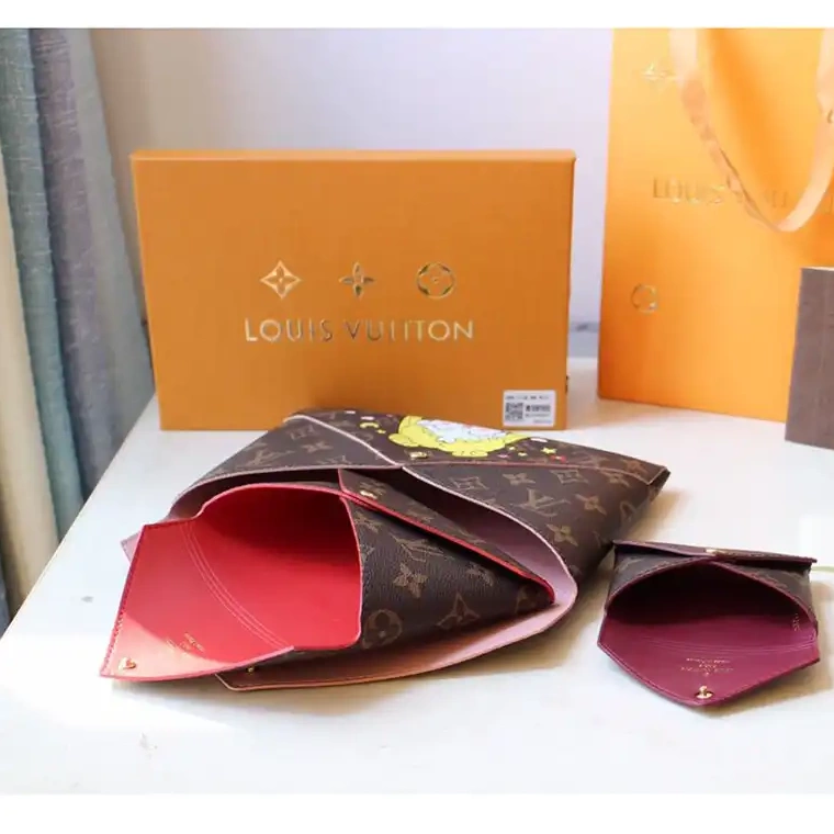 Fashion Reps 204B570040 LV Bags 0527